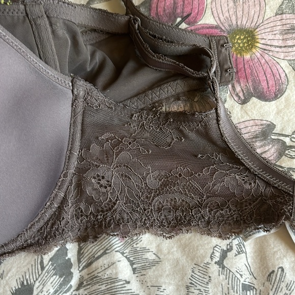 Wacoal Bra - Picture 2 of 4